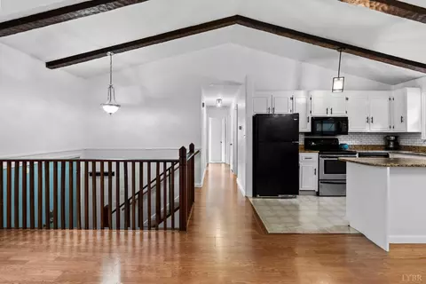 Entry Way - 110 Maplewood Dr, Forest, VA 24551 photo 4 of 8