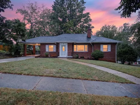 4401 Hilltop Dr, Lynchburg, VA 24502
