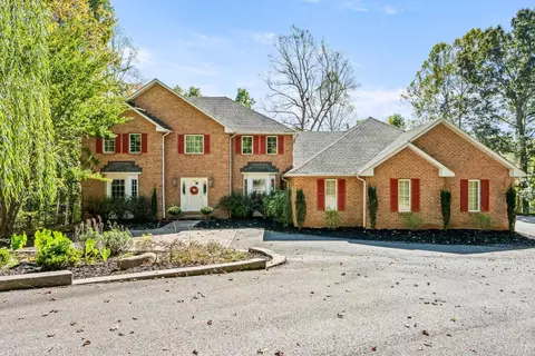 108 Fox Meadows Rd, Lynchburg, VA 24503
