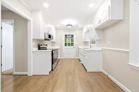 Kitchen - 619 Spring St, Hurt, VA 24563 photo 1 of 2