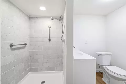 Bath - 619 Spring St, Hurt, VA 24563 photo 3 of 3