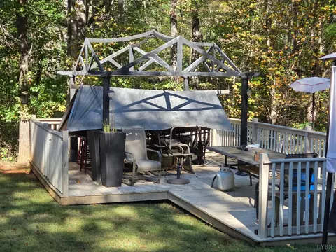 Exterior - 4243 Tye River Rd, Amherst, VA 24521 photo 2 of 2