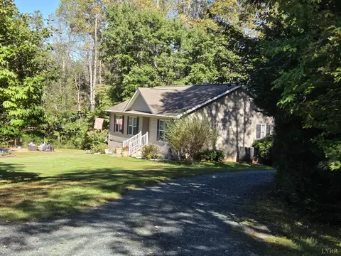Exterior - 4243 Tye River Rd, Amherst, VA 24521 photo 1 of 2