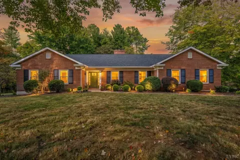 1090 Meriwether Cir, Lynchburg, VA 24503