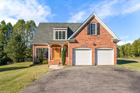 246 Mantle Dr, Lynchburg, VA 24501