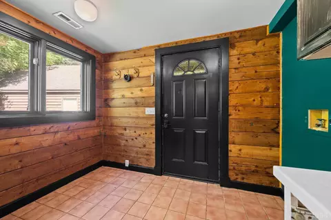 Entry Way - 600 Bridgewater Ln, Ferrum, VA 24088 photo 4 of 6