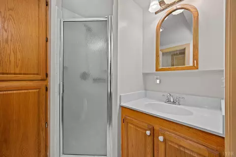 Bath - 600 Bridgewater Ln, Ferrum, VA 24088 photo 1 of 6