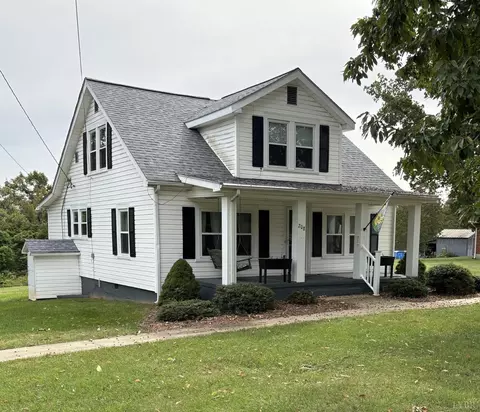 208 Prospect Rd, Hurt, VA 24563