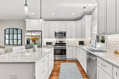 Kitchen - 1082 Grandset Dr, Forest, VA 24551 photo 2 of 5