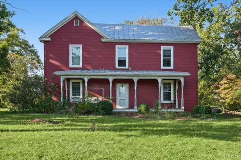 106 Leftwich St, Gretna, VA 24557