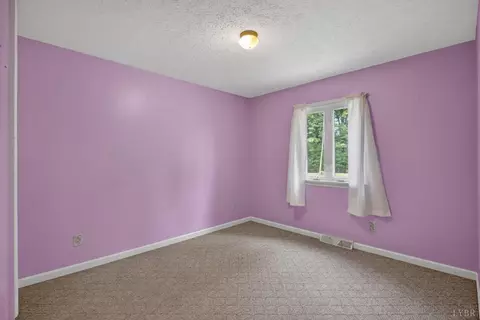 Bedroom - 1249 Cedar Gate Rd, Monroe, VA 24574 photo 1 of 7