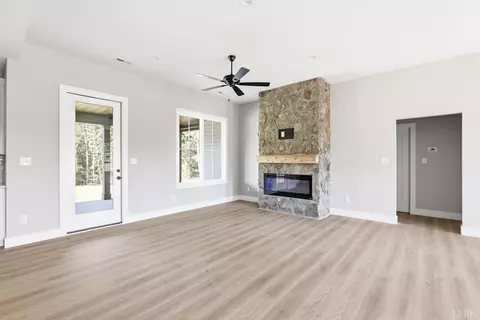 Living - 12 Mosby Ct, Rustburg, VA 24588 photo 5 of 9