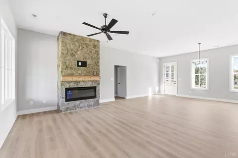 Living - 12 Mosby Ct, Rustburg, VA 24588 photo 7 of 9