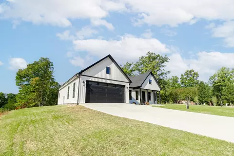Exterior - 12 Mosby Ct, Rustburg, VA 24588 photo 9 of 10
