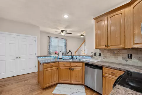 Kitchen - 24 Goad Rd, Fincastle, VA 24090 photo 2 of 7