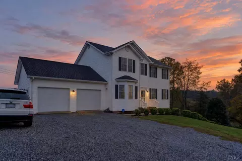 Exterior - 24 Goad Rd, Fincastle, VA 24090 photo 8 of 30