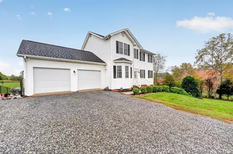 Exterior - 24 Goad Rd, Fincastle, VA 24090 photo 10 of 30