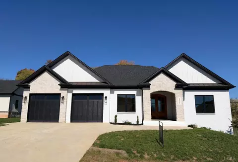 237 Crest Ridge Ct, Rustburg, VA 24588