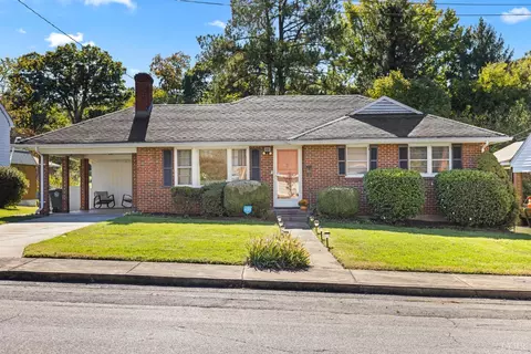 4608 Golf Park Dr, Lynchburg, VA 24502