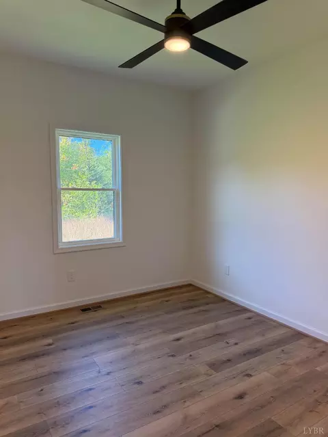 Bedroom - 3683 Spring Mill Rd, Concord, VA 24538 photo 3 of 3