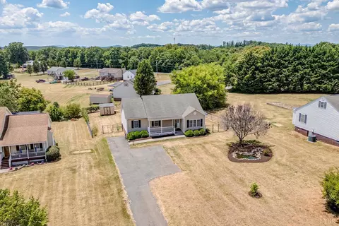 View/Area - 1544 Calohan Rd, Rustburg, VA 24588 photo 1 of 6