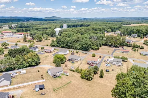 View/Area - 1544 Calohan Rd, Rustburg, VA 24588 photo 5 of 6