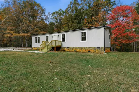 Exterior - 409 Mansion Way, Amherst, VA 24521 photo 6 of 7