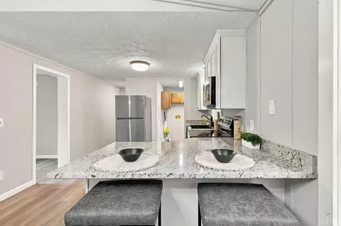 Kitchen - 409 Mansion Way, Amherst, VA 24521 photo 3 of 4