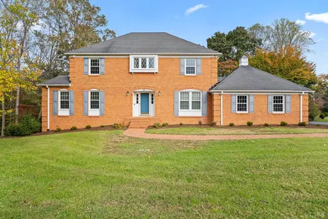 210 Hans Hill Dr, Madison Heights, VA 24572