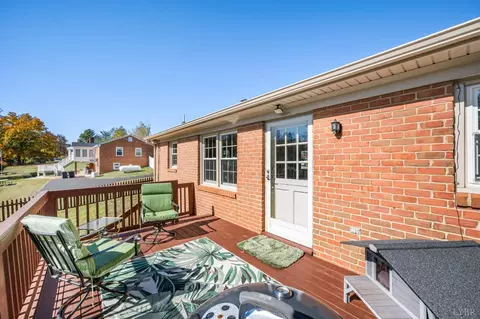 Exterior - 677 Kenmore Rd, Amherst, VA 24521 photo 4 of 15