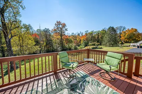 Exterior - 677 Kenmore Rd, Amherst, VA 24521 photo 5 of 15