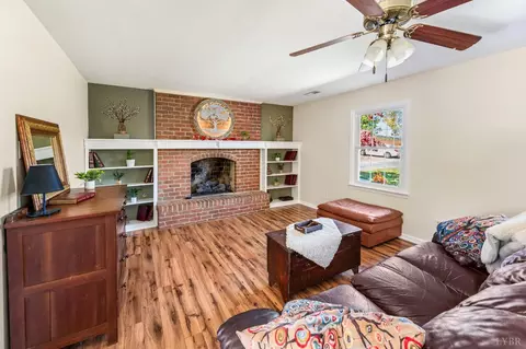 Living - 677 Kenmore Rd, Amherst, VA 24521 photo 2 of 2