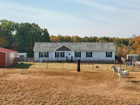 371 Price Ln, Pamplin, VA 23958