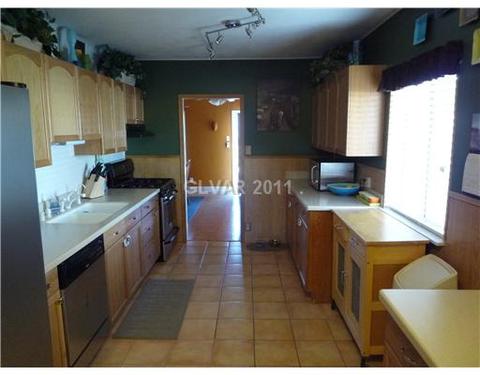 282 W Basic Rd, Henderson, NV 89015 photo 1