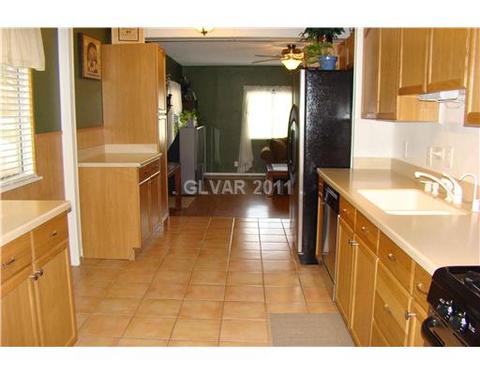 282 W Basic Rd, Henderson, NV 89015 photo 3