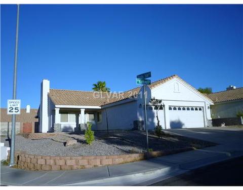 681 Kirkwall St, Henderson, NV 89002 photo 1