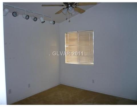 681 Kirkwall St, Henderson, NV 89002 photo 13