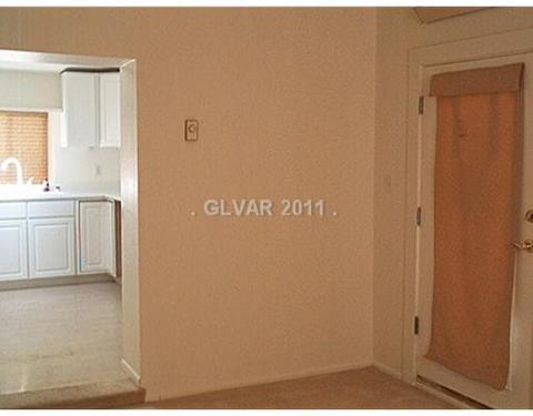 661 Ogden, Ely, NV 89301 photo 2