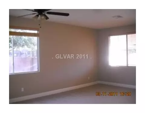 798 Vortex Ave, Henderson, NV 89002 photo 2