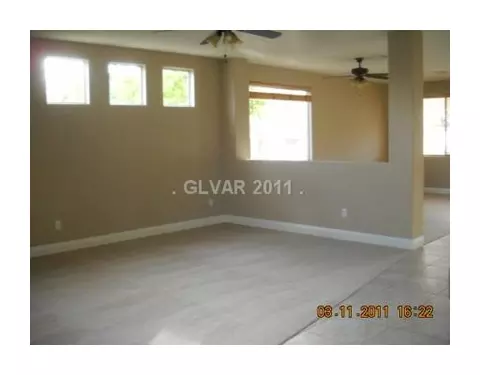 798 Vortex Ave, Henderson, NV 89002 photo 3