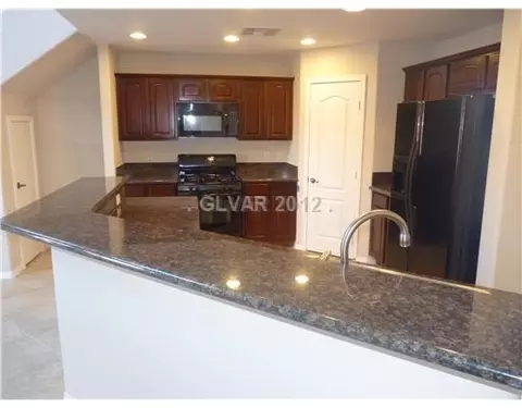 1069 Carson Run St, Henderson, NV 89002 photo 9