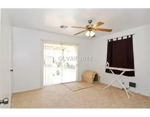 422 W Basic Rd, Henderson, NV 89015 photo 8