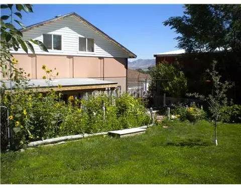 1829 Campton, Ely, NV 89301 photo 4