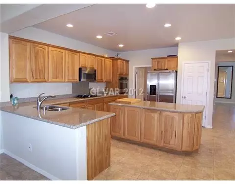2475 Sturrock Dr, Henderson, NV 89044 photo 3