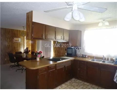 999 E 13th, Ely, NV 89301 photo 3