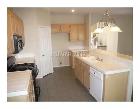 165 Adomeit Dr, Henderson, NV 89074 photo 5
