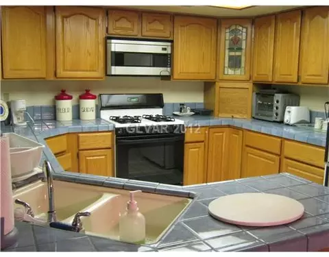1828 Ruby Ln, Henderson, NV 89014 photo 6
