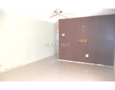 604 Carleton Dr, Henderson, NV 89014 photo 2