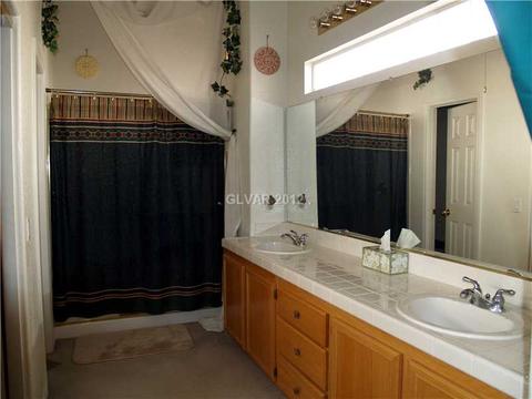 1663 Deep Spring Ave, Las Vegas, NV 89123 photo 10