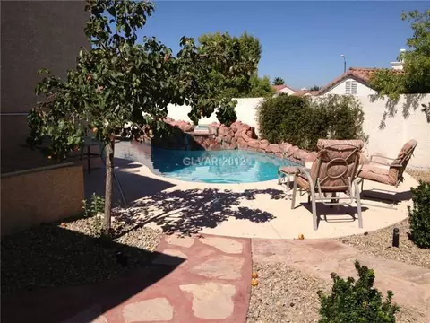 1898 Eagle Flight Ln, Henderson, NV 89012 photo 3